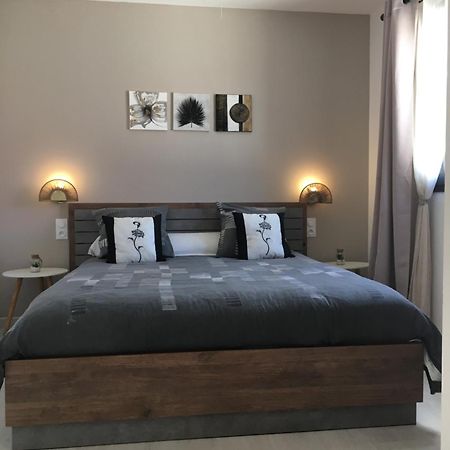 Cocon De L'Est I Apartment Saint-Benoît Екстериор снимка